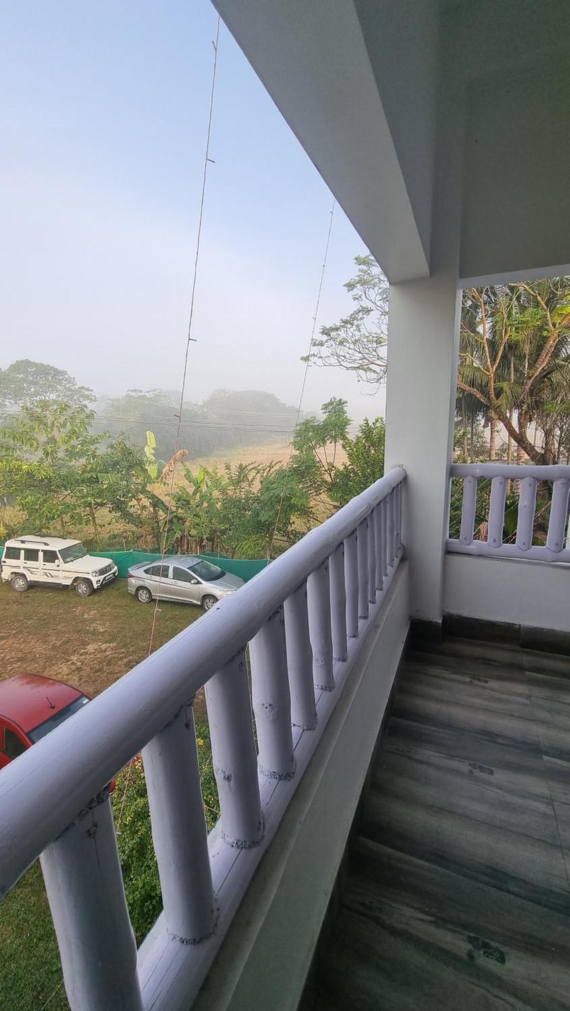 Shivaji Inn Kāziranga Dış mekan fotoğraf