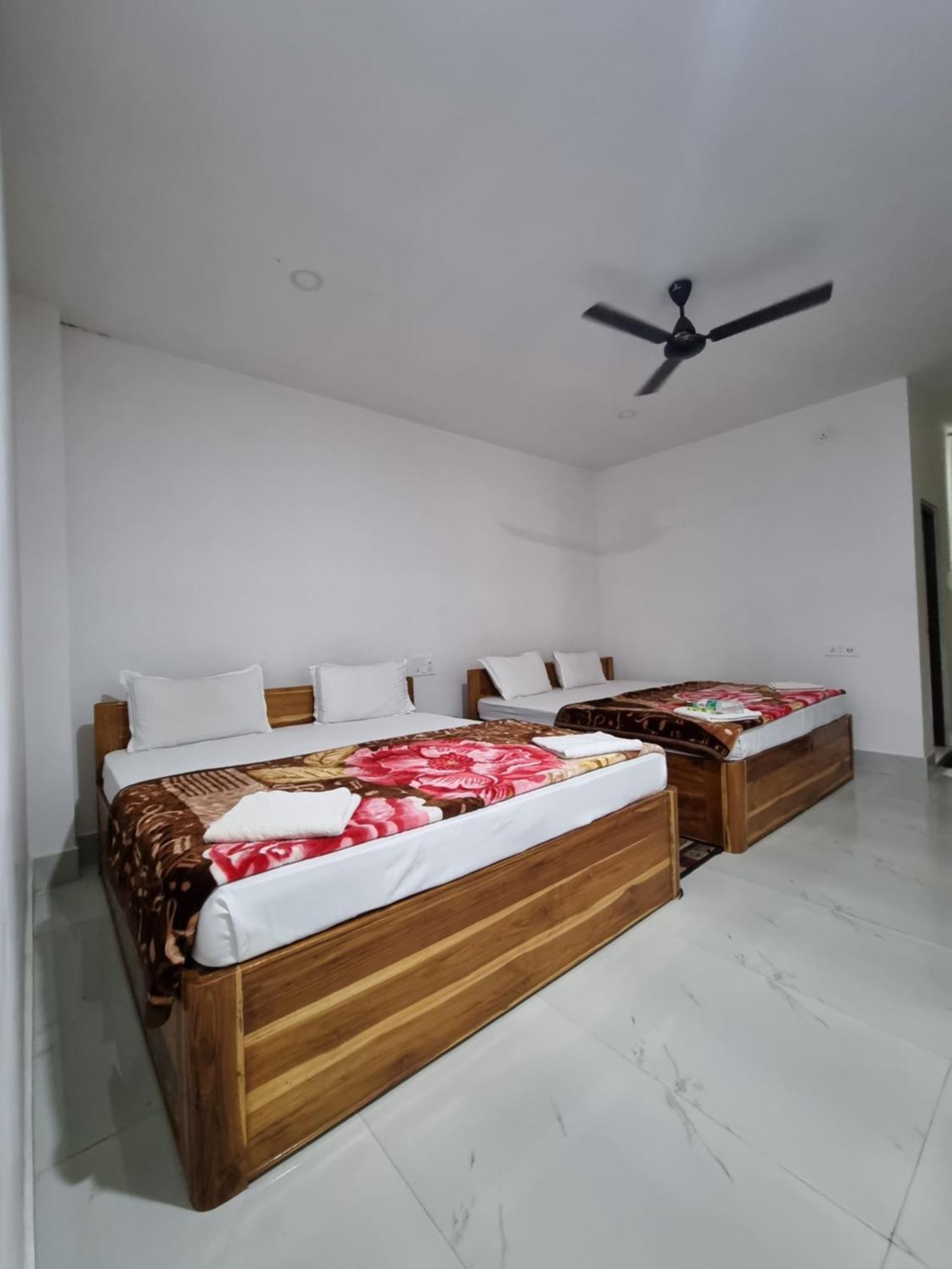 Shivaji Inn Kāziranga Dış mekan fotoğraf